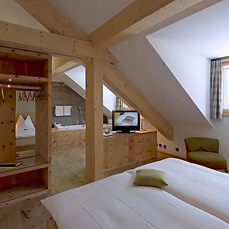 Hotel Romantik Muottas Muragl St. Moritz