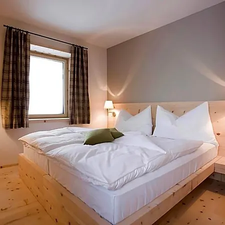 Romantik Muottas Muragl Hotel