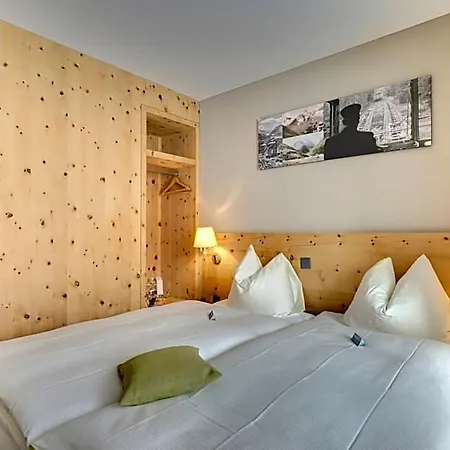 Hotel Romantik Muottas Muragl St. Moritz